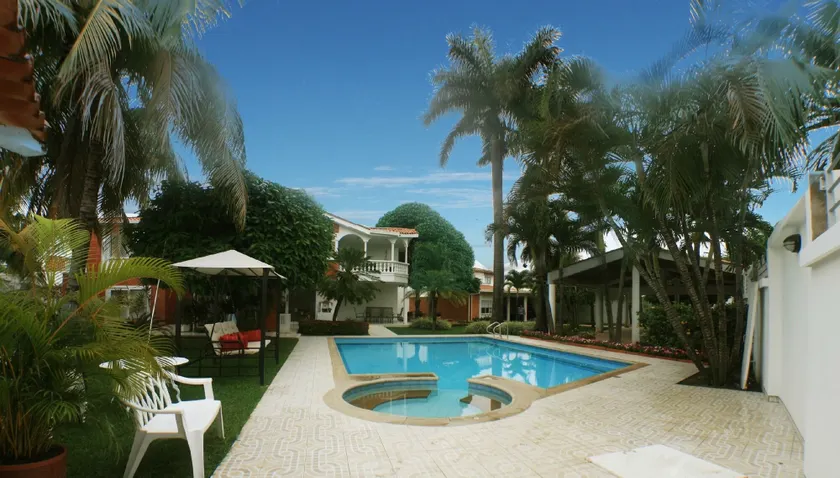 L`aurora Hotel Boutique - Image 1