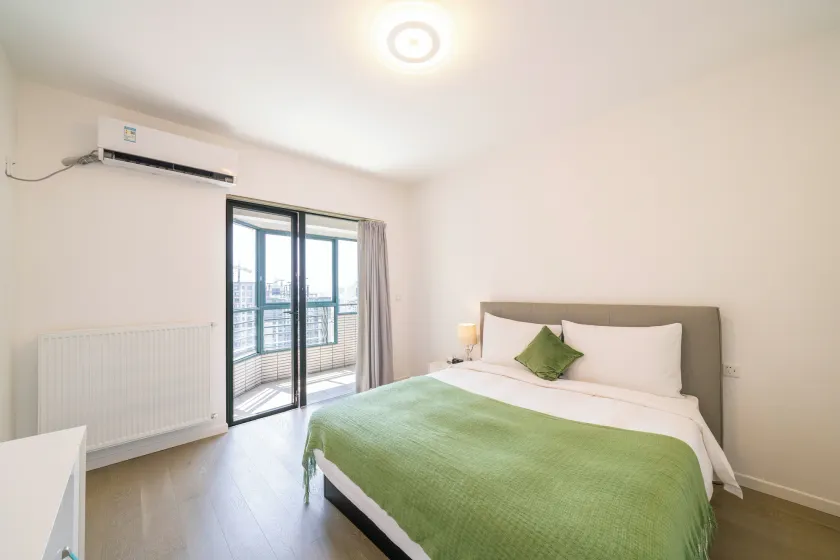 Tyms Elegant 4BR 2BA Apt in Xujiahui - Image 1