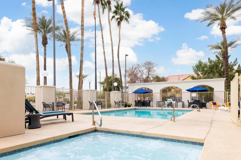 Hampton Inn Phoenix/Chandler - Image 1