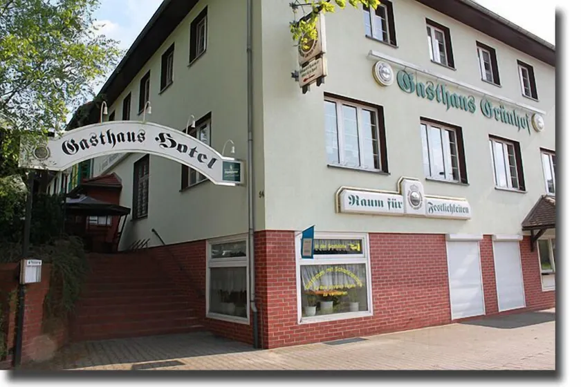 Gasthaus & Hotel Grünhof - Image 1