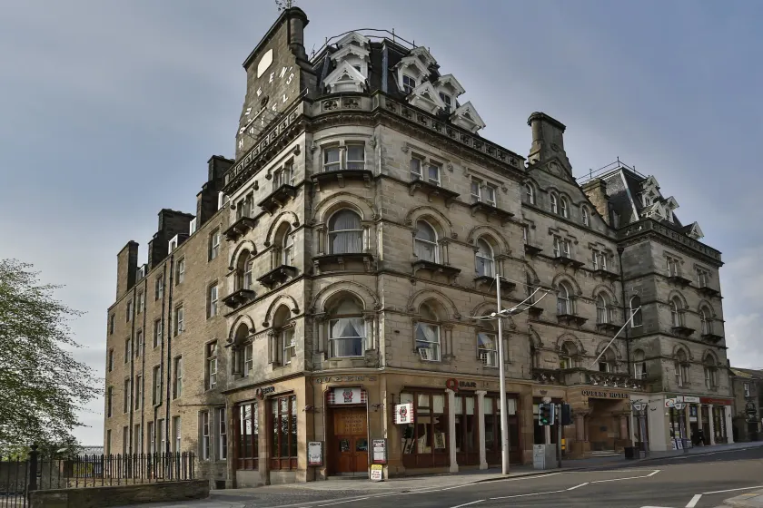Best Western Queens Hotel - Image 1