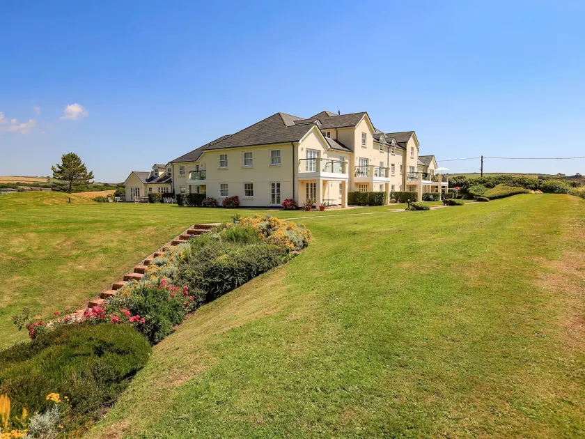 5 Thurlestone Beach - Image 1