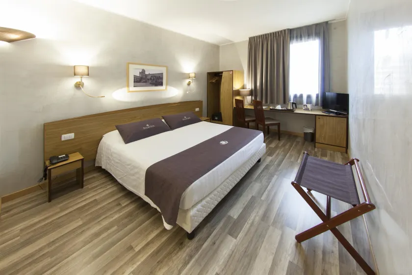 Tulip Inn Padova - Image 1
