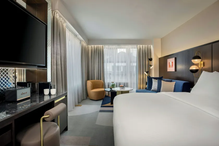 Neues Schloss Privat Hotel Zurich, Autograph Collection - Image 1
