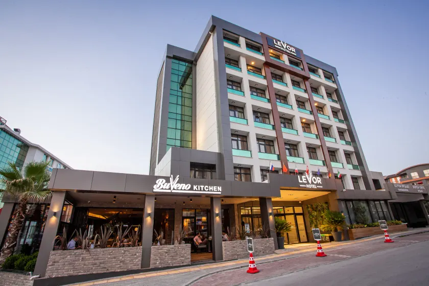 Levor Hotel - Image 1