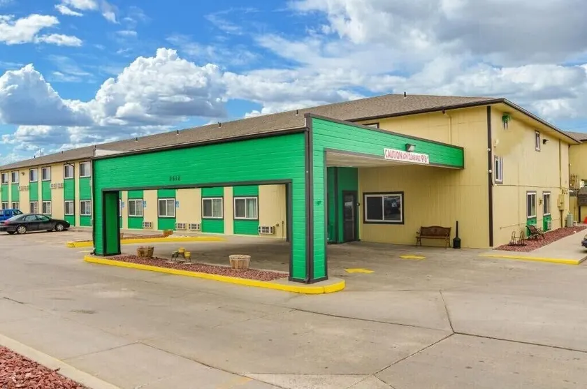 Cheyenne Guest Inn - Image 1
