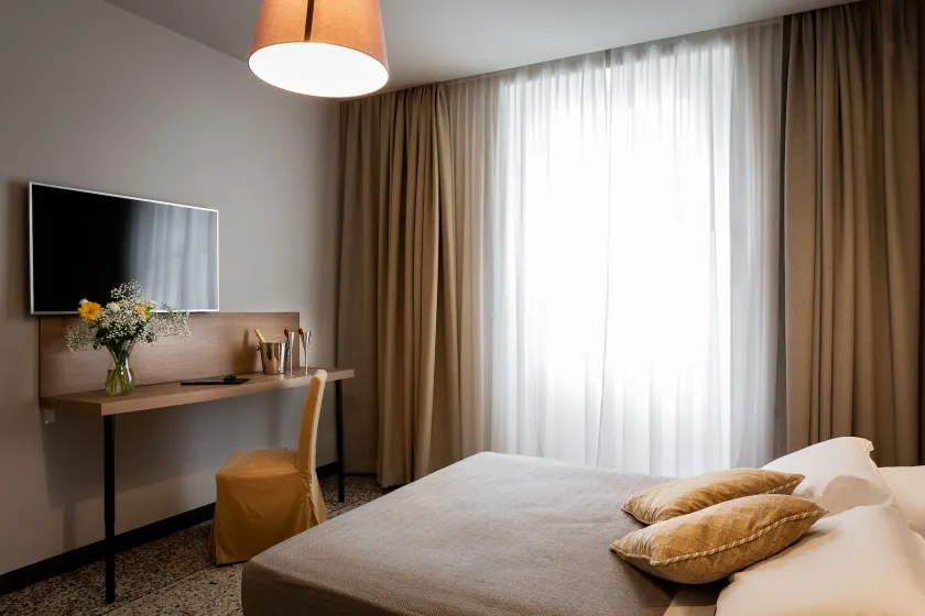 HNN Luxury Suites - Image 1