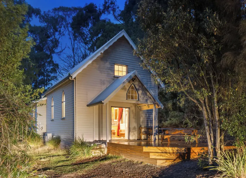 Bruny Island Escapes and Hotel Bruny - Image 1
