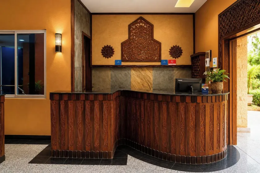 Lido beachfront resort  - Hall