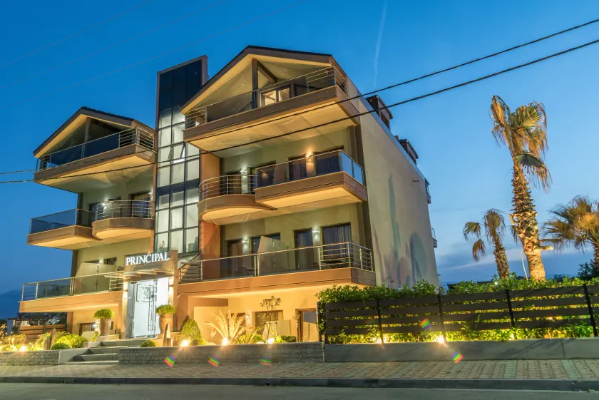 Principal New Leisure Hotel - Image 1