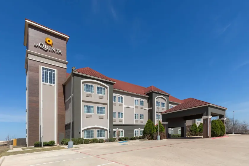 La Quinta by Wyndham Kyle - Austin South - Image 1