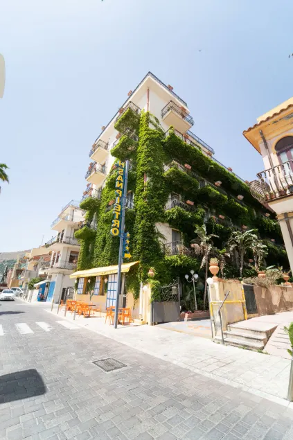 Hotel San Pietro - Image 1