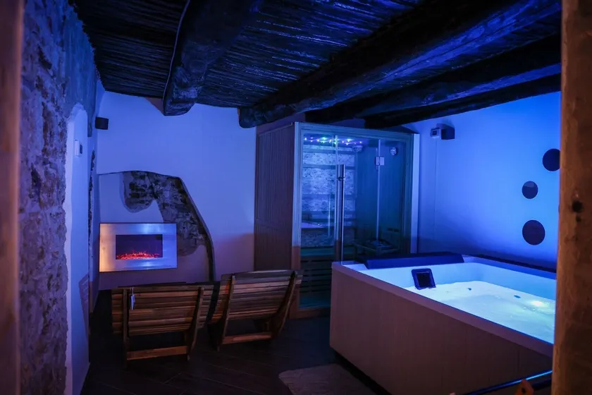 Petramare Charming House  - Image 1