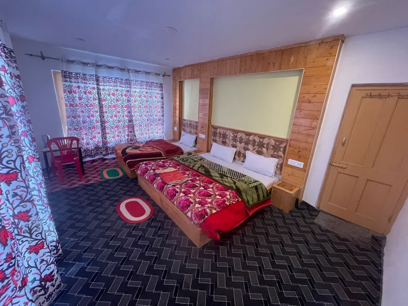 Jahangir Cottage Pahalgam - Rom