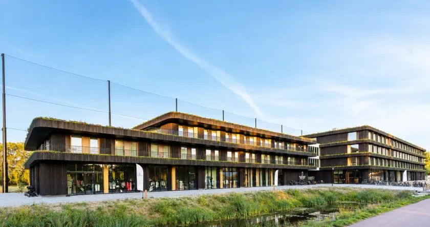 Spaarnwoude Park Hotel - Image 1