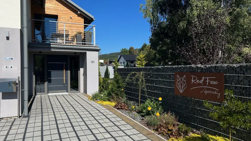 Redfoxapartment Garden - Image 1