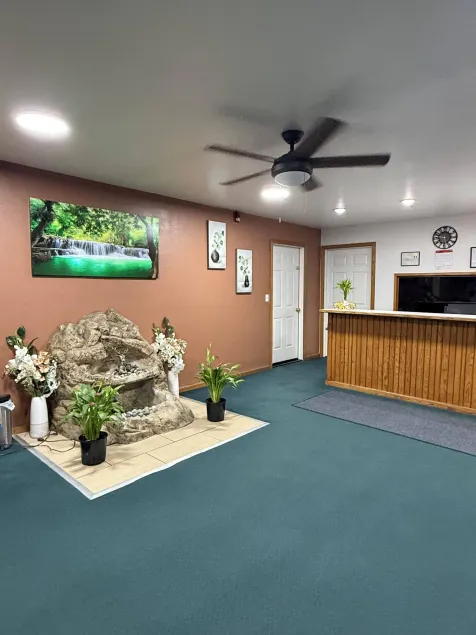 Sallisaw Inn - Image 1