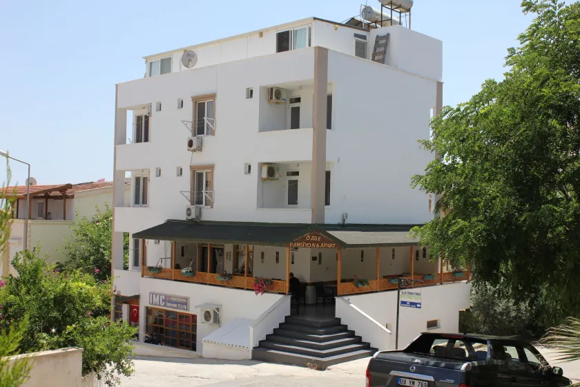 Ozge Pansiyon - Image 1