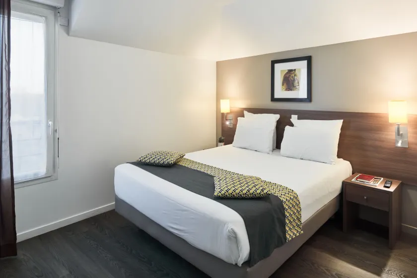 Zenitude Hôtel Résidences Roissy Village - Image 1
