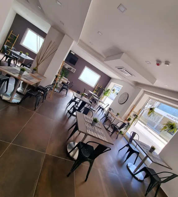 Hotel apartments Crisvan - Image 1