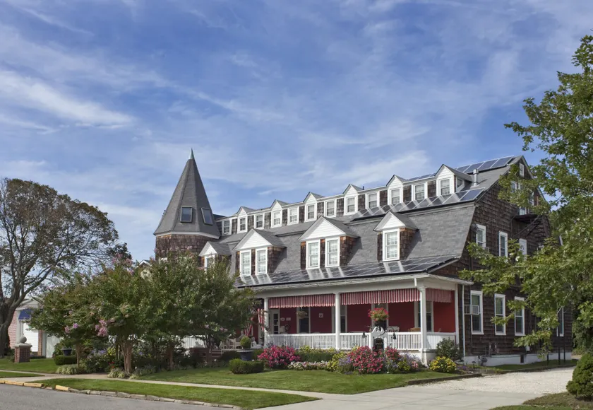 Spring Lake Inn - Image 1