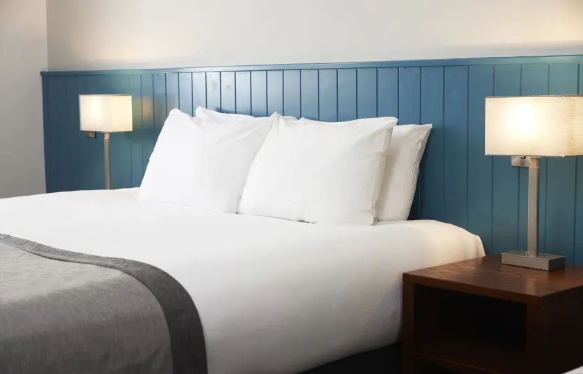 Highfield Hotel By Greene King Inn - Image 1