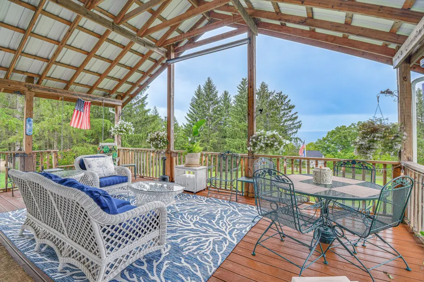 Seneca Lake Retreat w/ Deck - Walk to Wineries! - Image 1