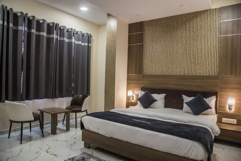 Vadpadraka Hotel And Resort - Chambre