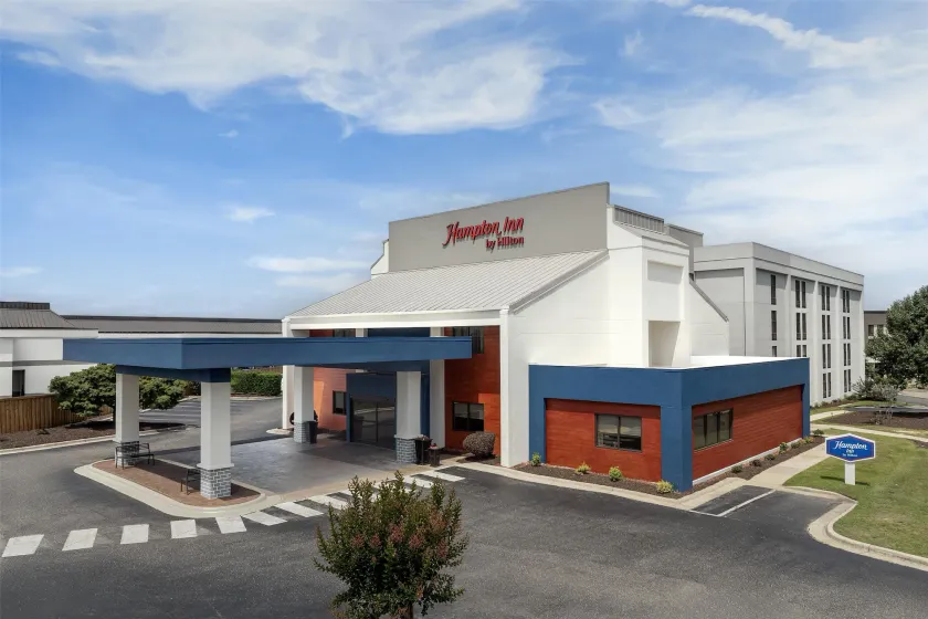 Hampton Inn Fayetteville Fort Bragg - Image 1