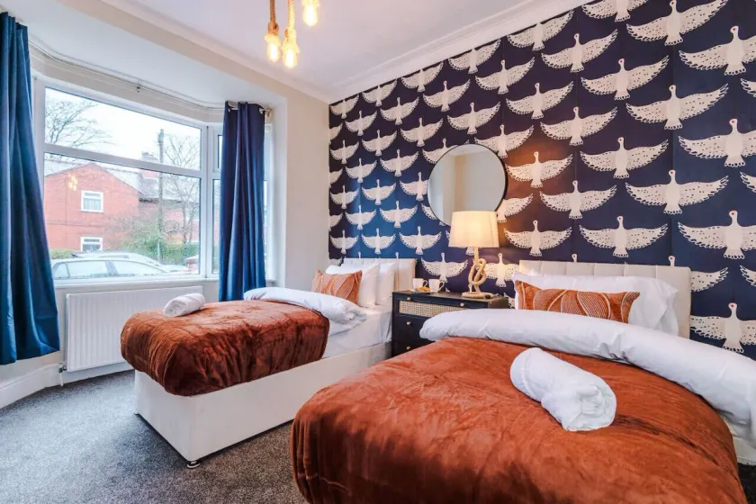 Salford Sanctuary 5 Bed House - Værelse