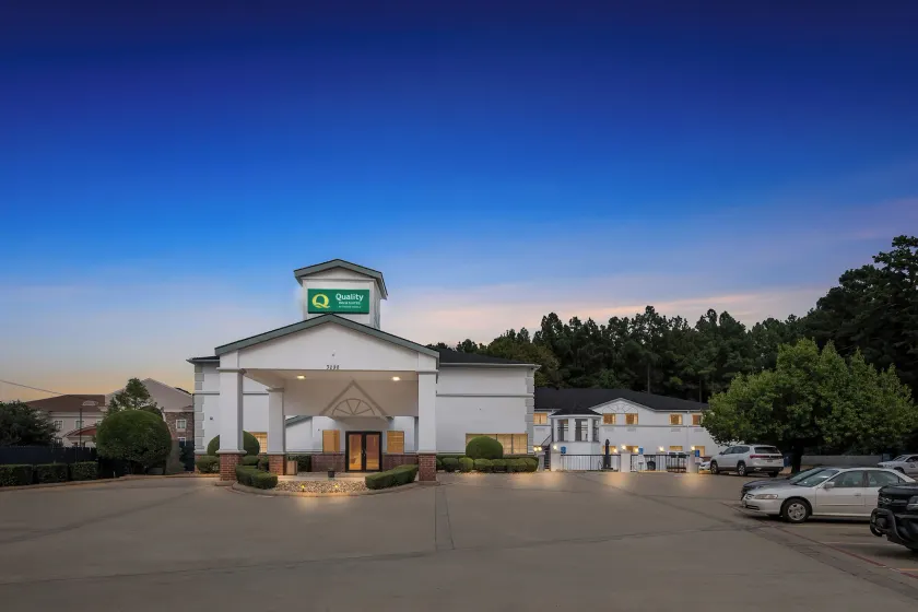 Quality Inn & Suites Kilgore-Longview - Image 1
