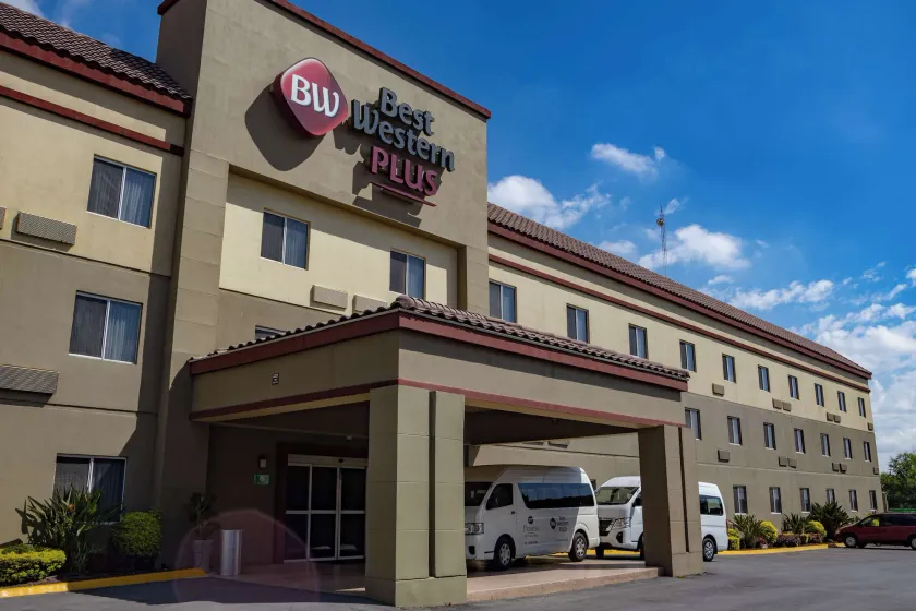 Best Western PLUS Monterrey Airport - Image 1