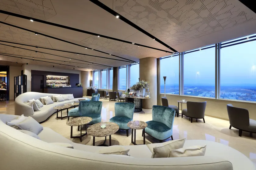 Eurostars Torre Sevilla - Image 1