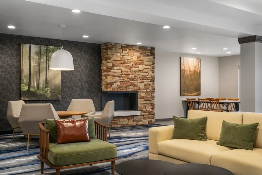 Fairfield Inn & Suites by Marriott Chattanooga South East Ridge - Image 1
