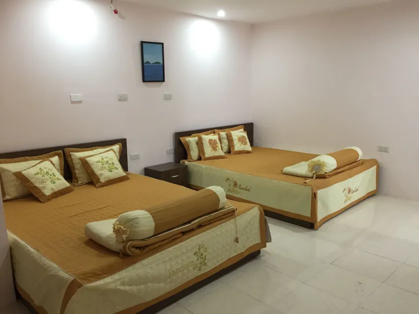 B Stay Hotel - Image 1