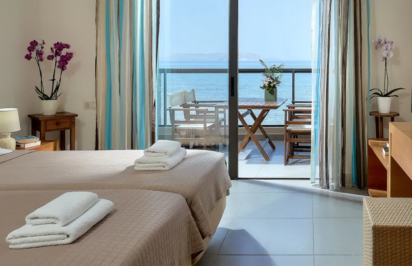 Creteco Hotel & Suites - Image 1
