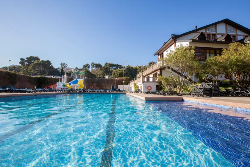 Hotel Santa Susanna Resort - Image 1