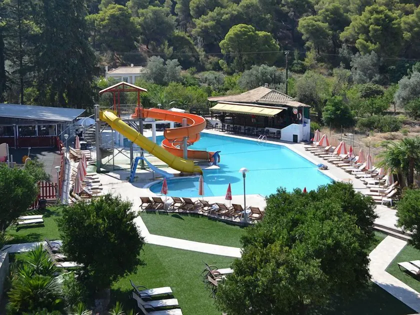 Magda's Kamares - Image 1