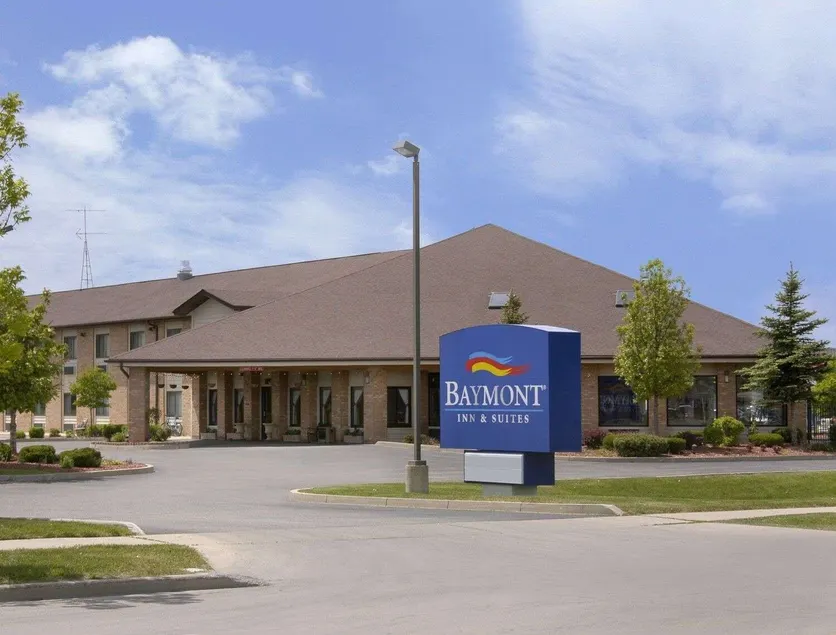 Baymont by Wyndham Whitewater - Image 1