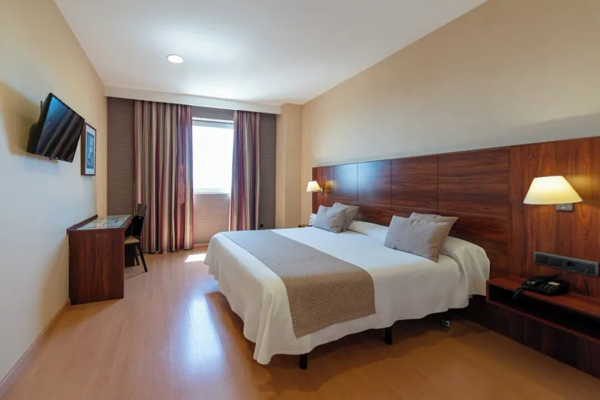 Sercotel Riscal - Image 1