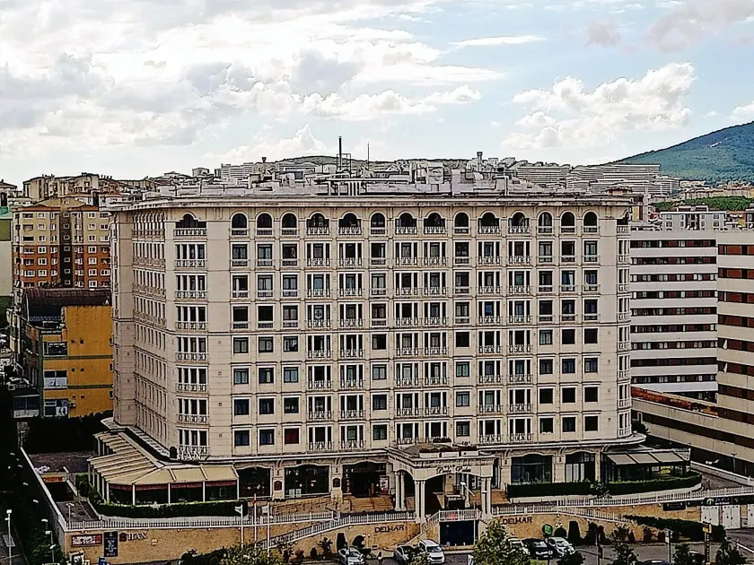FALCON PalaS OTEL - Image 1
