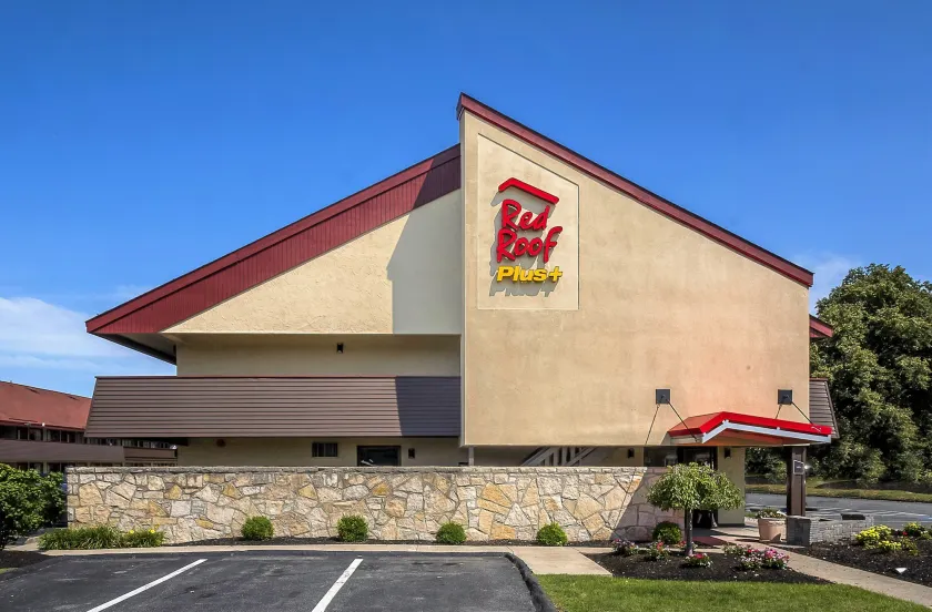 Red Roof Inn PLUS + Boston - Framingham - Image 1