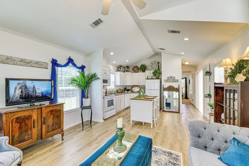 Private Pavilion: Countryside Cottage in Celina! - Image 1