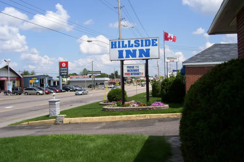 Hillside Inn Pembroke - Image 1