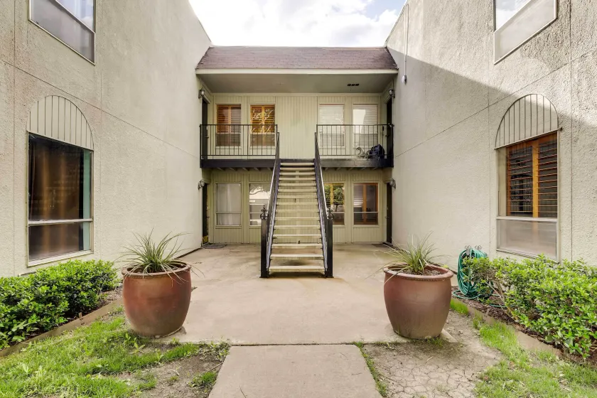 Stylish Condo w/ Pool in Knox Henderson! - Innenbereich