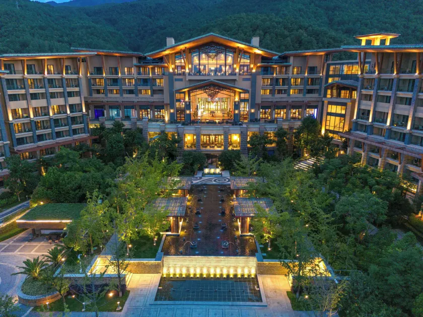 Hilton Dali Resort & Spa - Image 1