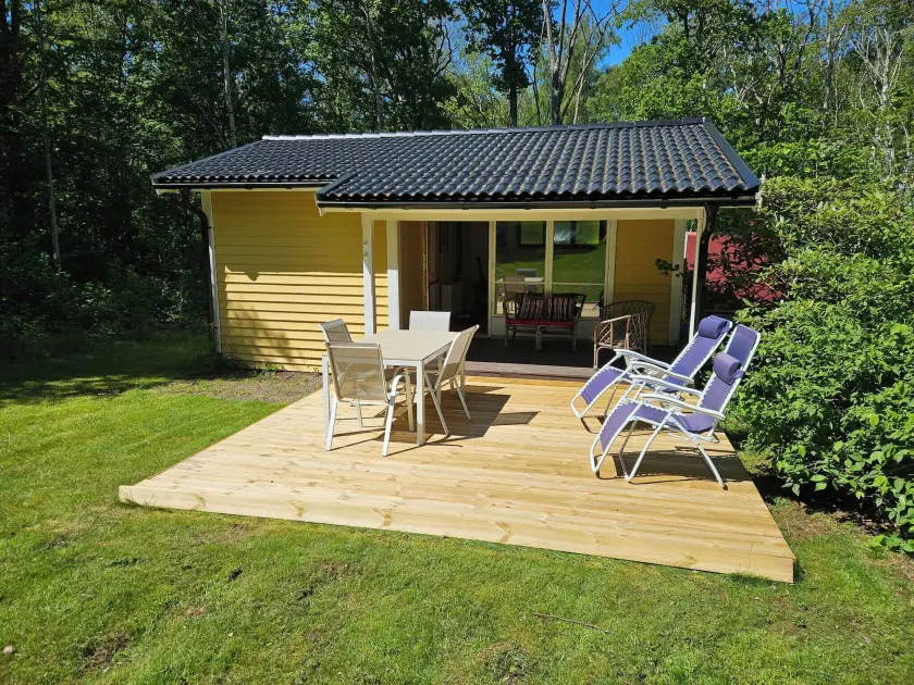 Cottage , Private Sauna for 8 People and big Garden - Image 1