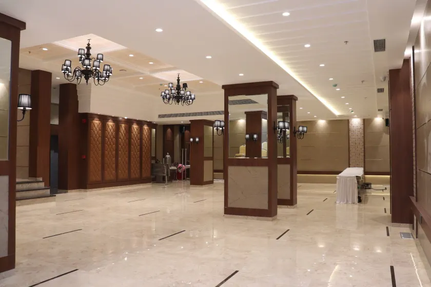 Hotel Golden Nest Thane - Image 1