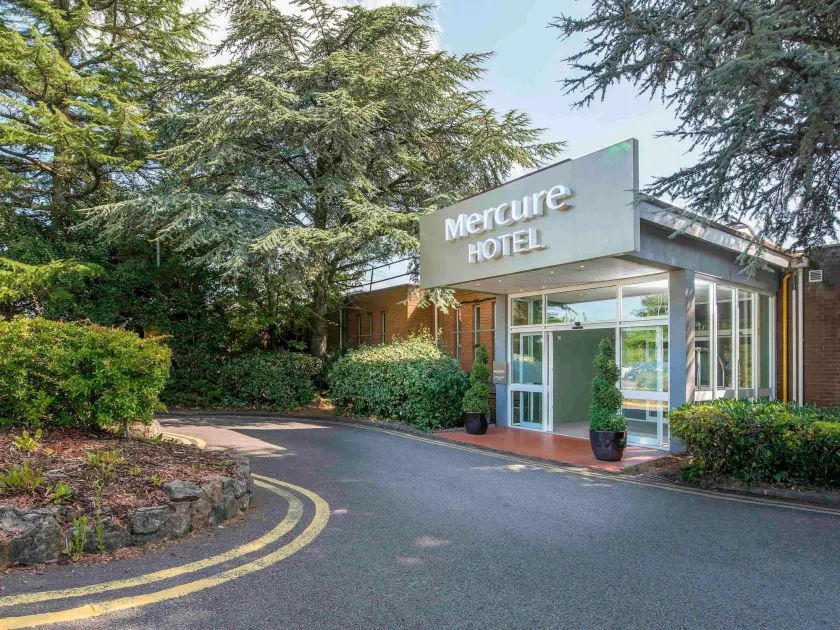 Mercure Cardiff - Image 1