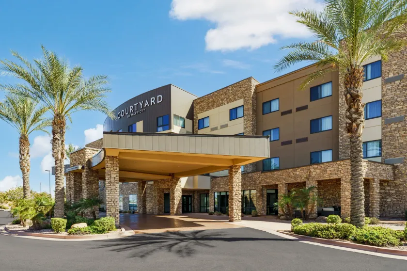 Courtyard by Marriott Phoenix Mesa Gateway Airport - Image 1
